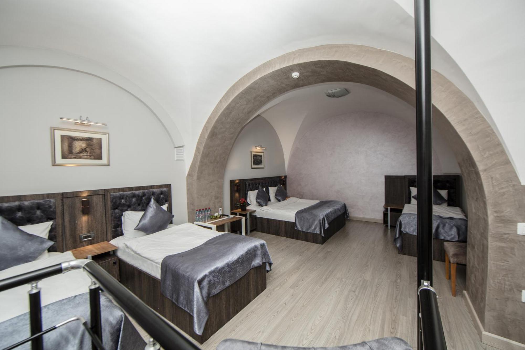Passaje Old Hotel Баку Экстерьер фото