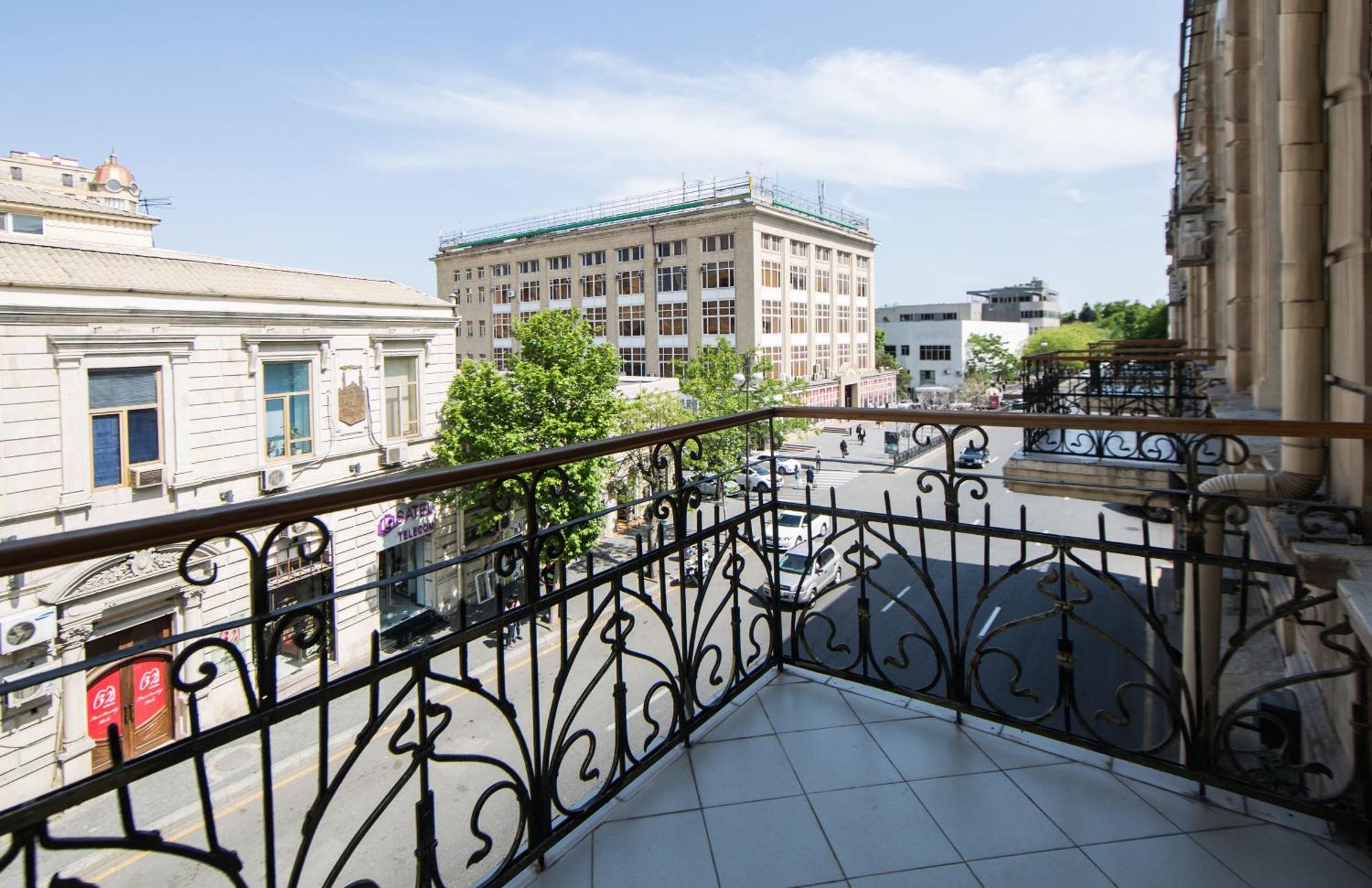 Passaje Old Hotel Баку Экстерьер фото