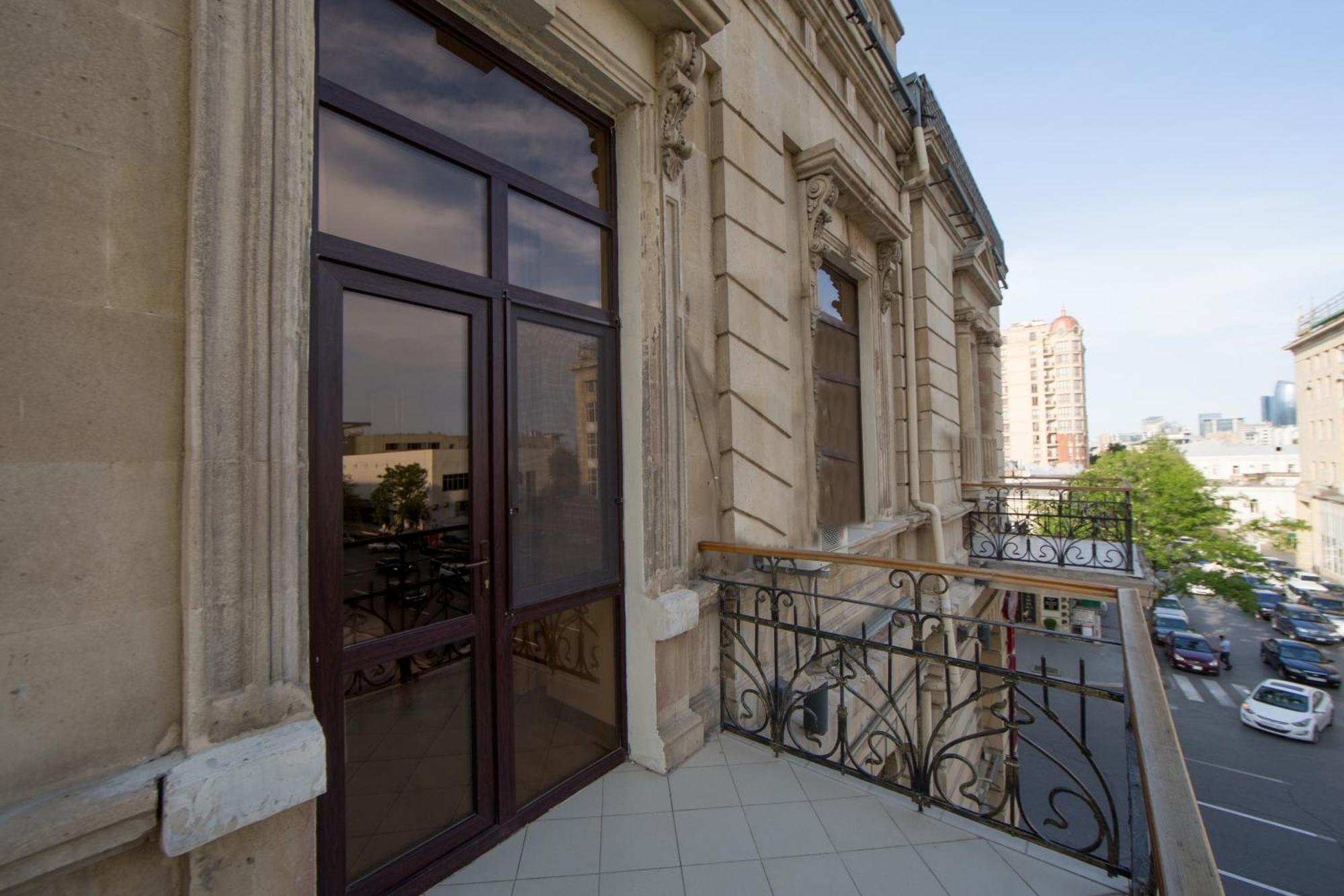 Passaje Old Hotel Баку Экстерьер фото